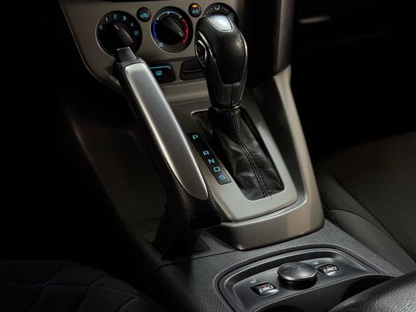 Ford Focus III с пробегом 2012 года, цена 560 000 рублей, 243786 км, седан, Автокод Объявления