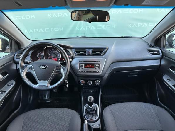 Kia Rio III Рестайлинг с пробегом 2016 года, цена 999 000 рублей, 104442 км, седан, Автокод Объявления