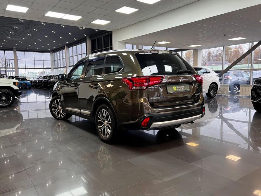 Mitsubishi Outlander III Рестайлинг 2 Тверь  - изображение 6