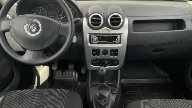 Renault Logan I Рестайлинг с пробегом 2014 года, цена 460 000 рублей, 184150 км, седан, Автокод Объявления