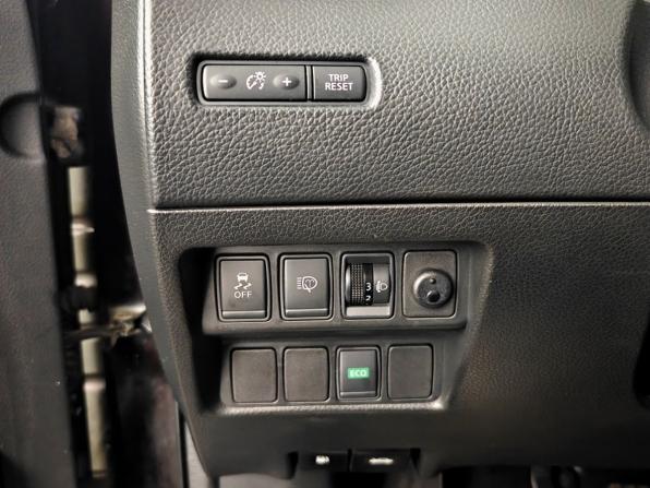 Nissan Qashqai II с пробегом 2014 года, цена 1 290 000 рублей, 214831 км, внедорожник, Автокод Объявления