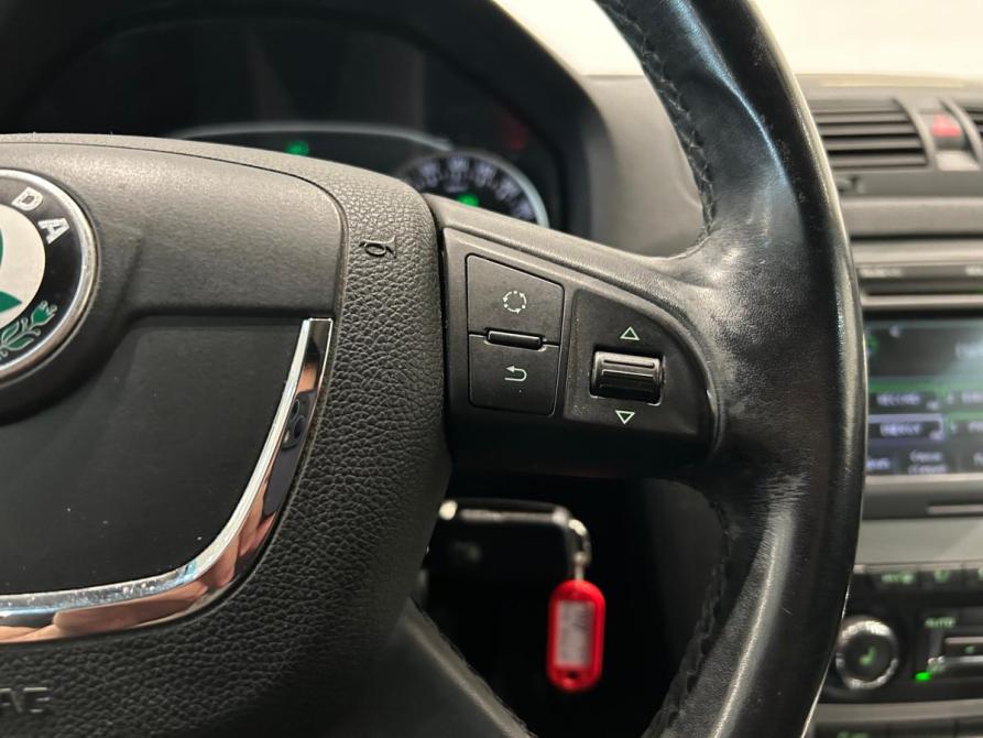 Skoda Octavia II (A5) Рестайлинг Санкт-Петербург  - изображение 16