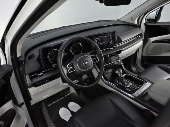Kia Carnival IV с пробегом 2021 года, цена 3 049 000 рублей, 131000 км, минивэн, Автокод Объявления