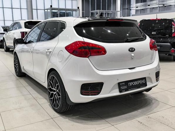 Kia Ceed II Рестайлинг с пробегом 2017 года, цена 1 370 000 рублей, 140887 км, хэтчбек, Автокод Объявления