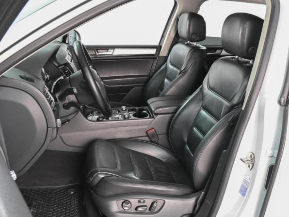 Volkswagen Touareg II с пробегом 2013 года, цена 2 099 000 рублей, 264202 км, внедорожник, Автокод Объявления