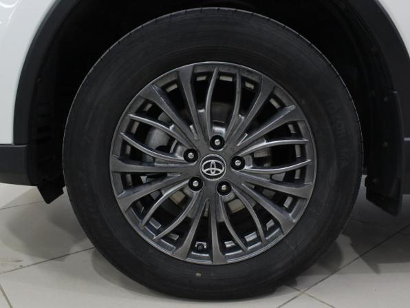 Toyota RAV4 IV (XA40) Рестайлинг с пробегом 2015 года, цена 1 899 000 рублей, 177145 км, внедорожник, Автокод Объявления
