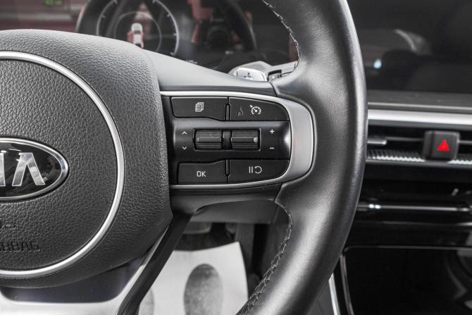 Kia K5 III с пробегом 2020 года, цена 2 799 000 рублей, 31300 км, седан, Автокод Объявления