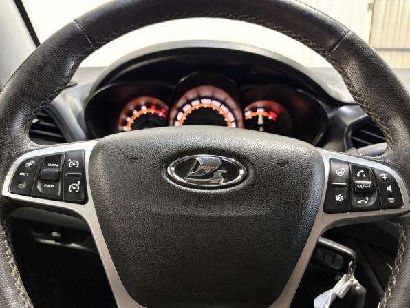 Lada (ВАЗ) Vesta I с пробегом 2020 года, цена 1 013 000 рублей, 72209 км, седан, Автокод Объявления