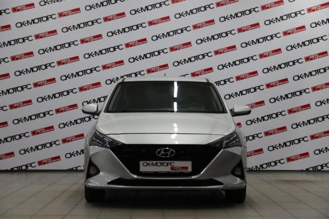 Hyundai Solaris II Рестайлинг с пробегом 2021 года, цена 1 545 450 рублей, 108023 км, седан, Автокод Объявления