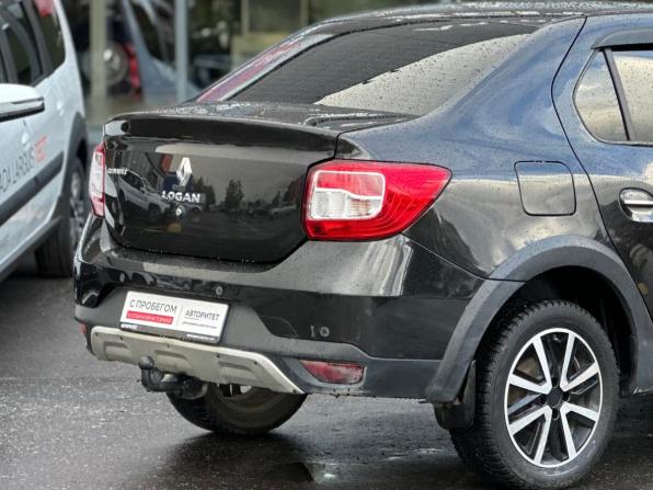 Renault Logan II Рестайлинг с пробегом 2018 года, цена 1 119 000 рублей, 113985 км, седан, Автокод Объявления