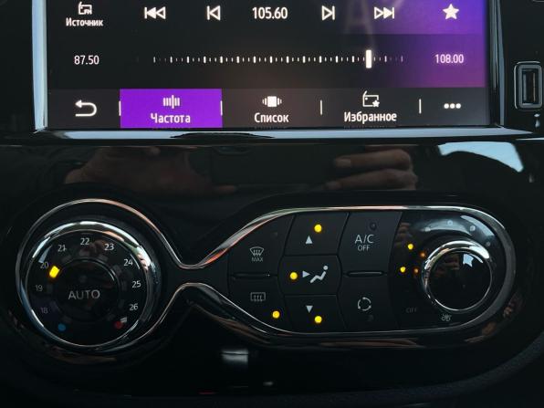 Renault Kaptur I Рестайлинг с пробегом 2021 года, цена 1 720 000 рублей, 45130 км, внедорожник, Автокод Объявления