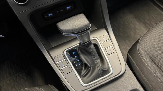 Hyundai Creta II с пробегом 2021 года, цена 1 850 000 рублей, 120296 км, внедорожник, Автокод Объявления