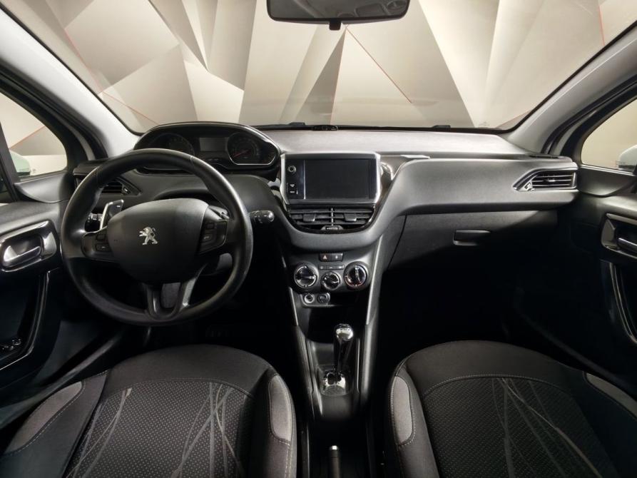 Peugeot 208 I Москва  - изображение 14