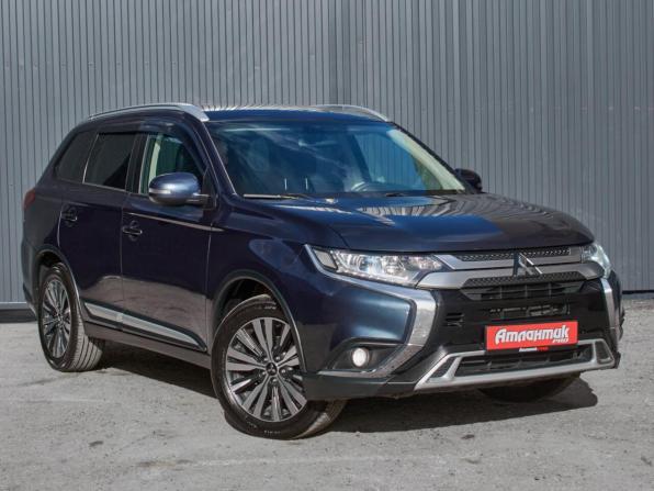 Mitsubishi Outlander III Рестайлинг 3 с пробегом 2019 года, цена 2 165 000 рублей, 77023 км, внедорожник, Автокод Объявления