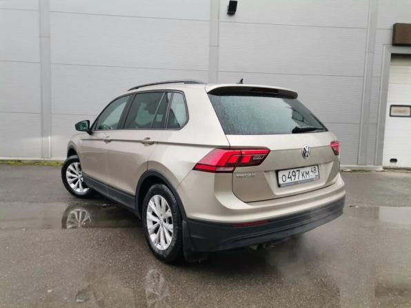 Volkswagen Tiguan II с пробегом 2019 года, цена 2 240 000 рублей, 122000 км, внедорожник, Автокод Объявления