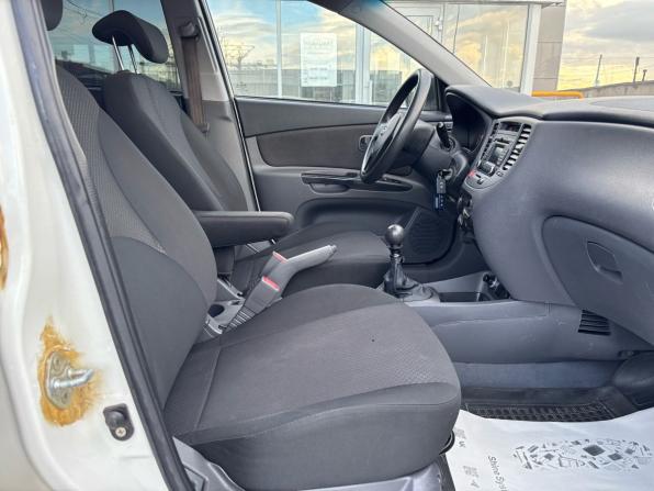 Kia Rio II Рестайлинг с пробегом 2011 года, цена 630 000 рублей, 112500 км, седан, Автокод Объявления