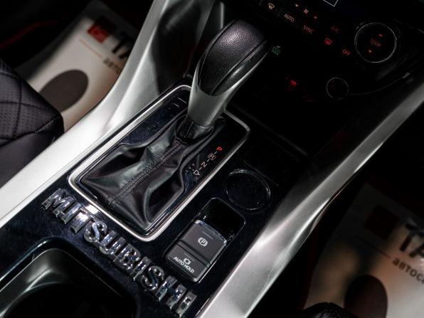 Mitsubishi Eclipse Cross I с пробегом 2018 года, цена 2 150 000 рублей, 79372 км, внедорожник, Автокод Объявления