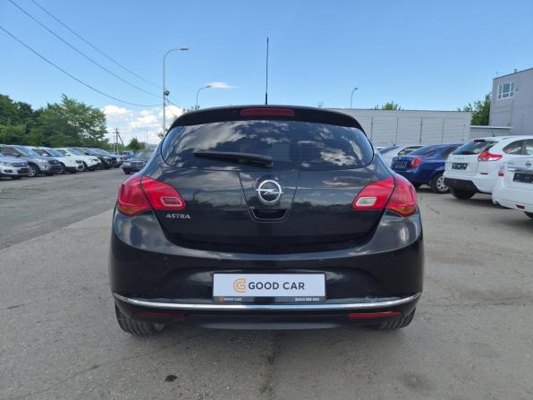 Opel Astra J Рестайлинг с пробегом 2014 года, цена 630 000 рублей, 201887 км, хэтчбек, Автокод Объявления