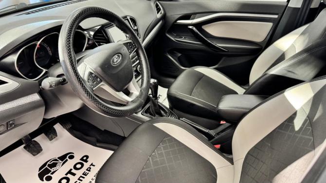 Lada (ВАЗ) Vesta I с пробегом 2019 года, цена 950 000 рублей, 158125 км, седан, Автокод Объявления