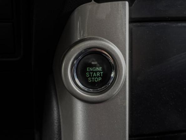 Toyota Land Cruiser Prado 150 Series с пробегом 2010 года, цена 2 399 000 рублей, 299862 км, внедорожник, Автокод Объявления