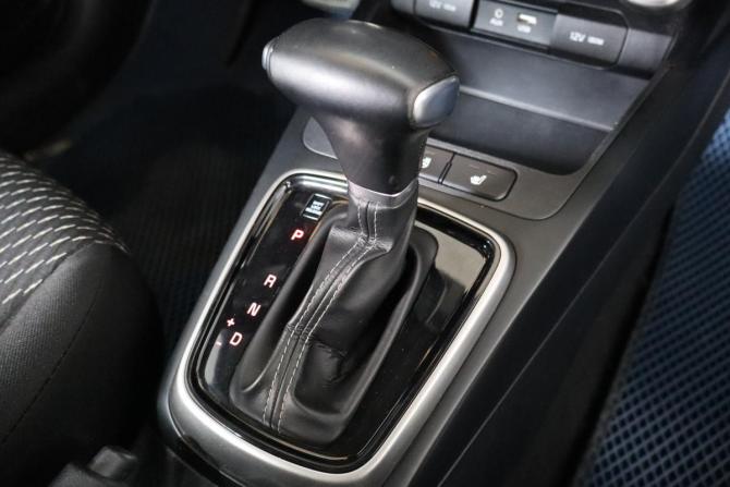 Kia Rio IV с пробегом 2018 года, цена 1 349 000 рублей, 132000 км, хэтчбек, Автокод Объявления