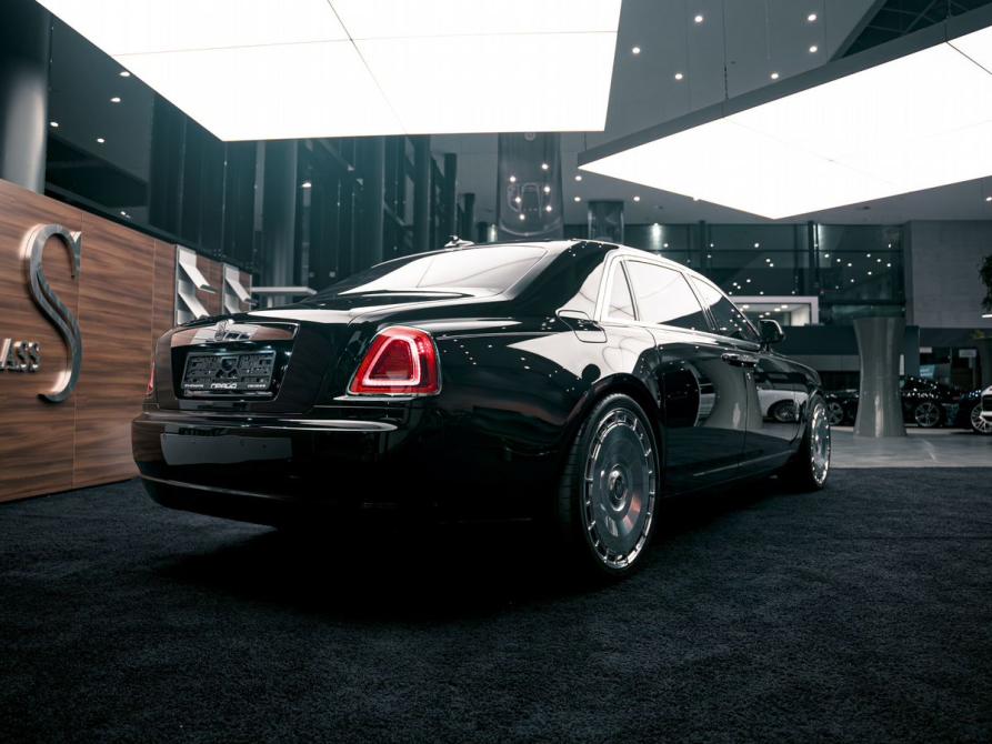 Rolls-Royce Ghost I Рестайлинг (Series II) Ростов-на-Дону  - изображение 10