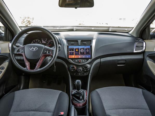 Hyundai Solaris I с пробегом 2011 года, цена 498 000 рублей, 147314 км, хэтчбек, Автокод Объявления