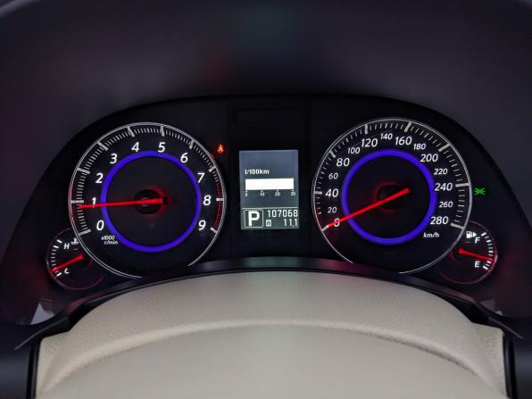 Infiniti FX II (S51) с пробегом 2011 года, цена 2 650 000 рублей, 107065 км, внедорожник, Автокод Объявления