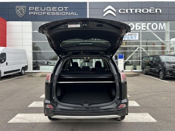 Toyota RAV4 IV (XA40) Рестайлинг с пробегом 2016 года, цена 2 140 000 рублей, 187597 км, внедорожник, Автокод Объявления