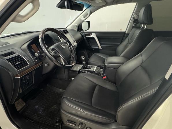 Toyota Land Cruiser Prado 150 Series Рестайлинг 3 с пробегом 2021 года, цена 6 790 000 рублей, 57763 км, внедорожник, Автокод Объявления