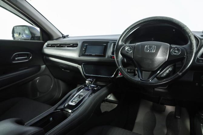 Honda Vezel I с пробегом 2014 года, цена 1 549 000 рублей, 184000 км, внедорожник, Автокод Объявления