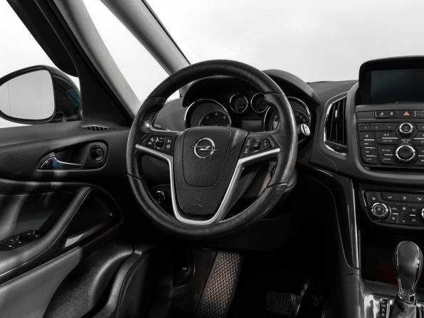 Opel Zafira C с пробегом 2014 года, цена 1 125 000 рублей, 223341 км, компактвэн, Автокод Объявления