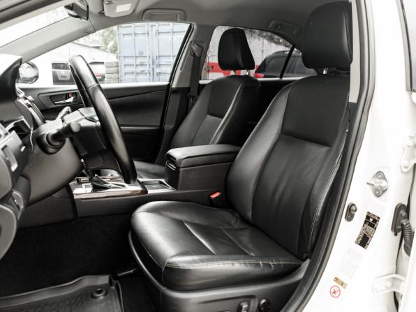 Toyota Camry VII (XV50) Рестайлинг 2 с пробегом 2017 года, цена 2 315 000 рублей, 176146 км, седан, Автокод Объявления