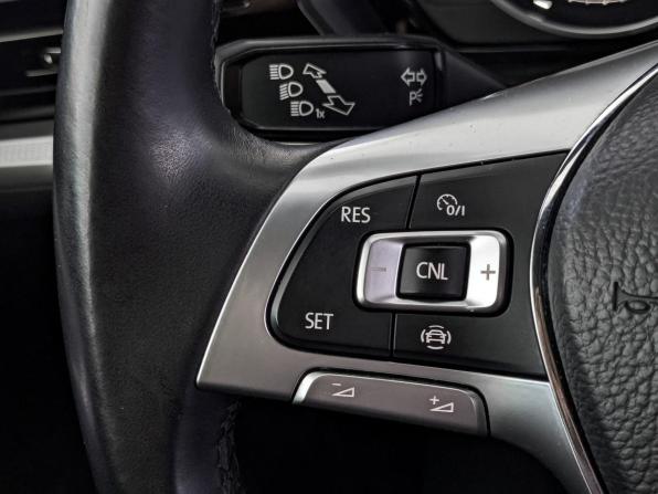 Volkswagen Touareg III с пробегом 2018 года, цена 5 217 500 рублей, 96155 км, внедорожник, Автокод Объявления