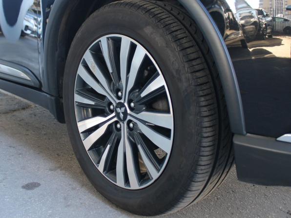 Mitsubishi Outlander III Рестайлинг 3 с пробегом 2018 года, цена 1 929 000 рублей, 138160 км, внедорожник, Автокод Объявления