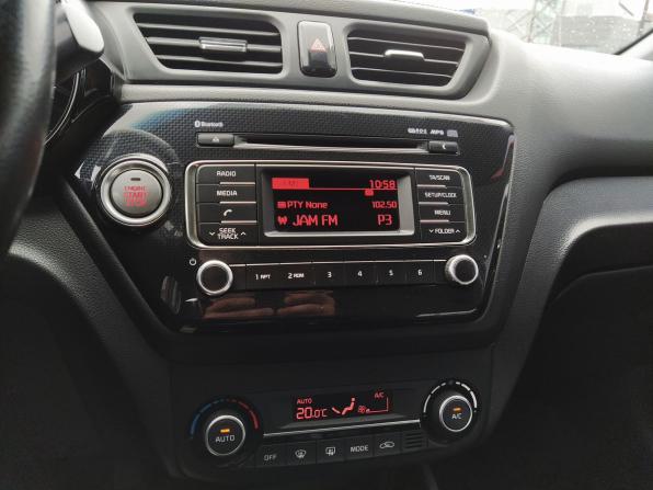Kia Rio III Рестайлинг с пробегом 2016 года, цена 944 000 рублей, 208644 км, хэтчбек, Автокод Объявления