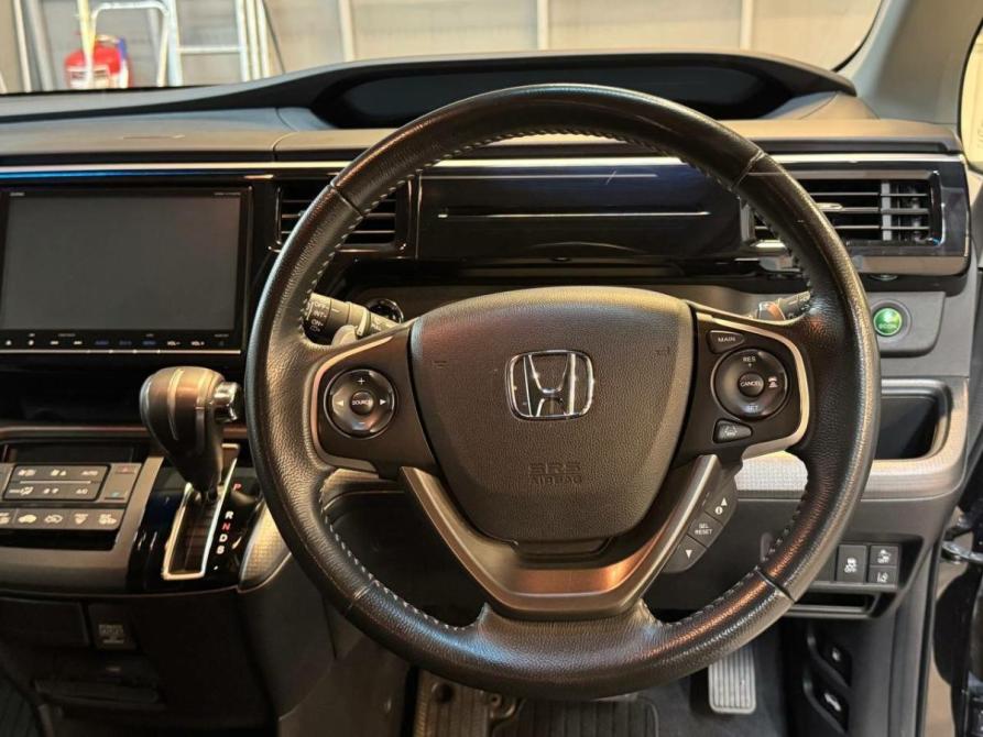 Honda Stepwgn V Красноярск  - изображение 14