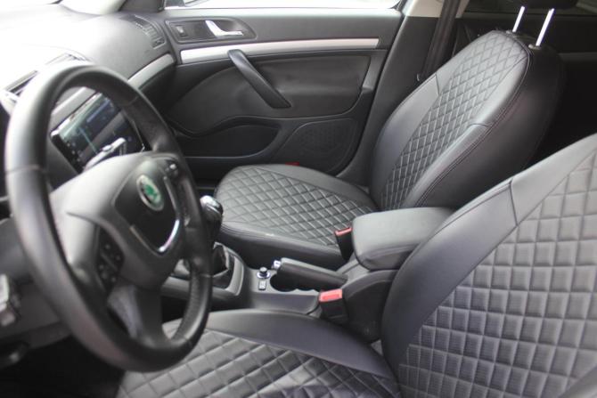 Skoda Octavia II (A5) Рестайлинг с пробегом 2011 года, цена 697 000 рублей, 280286 км, лифтбек, Автокод Объявления