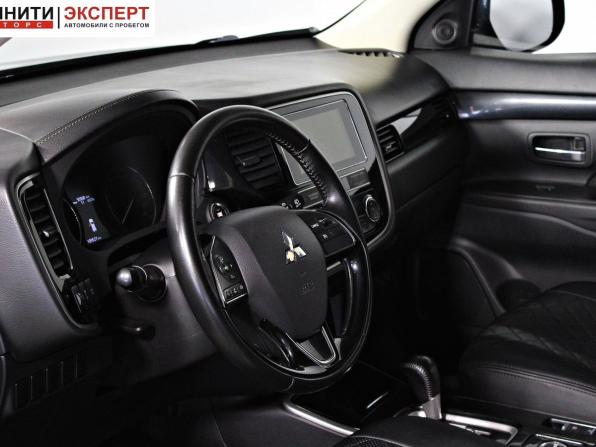 Mitsubishi Outlander III Рестайлинг 3 с пробегом 2018 года, цена 2 257 000 рублей, 109526 км, внедорожник, Автокод Объявления