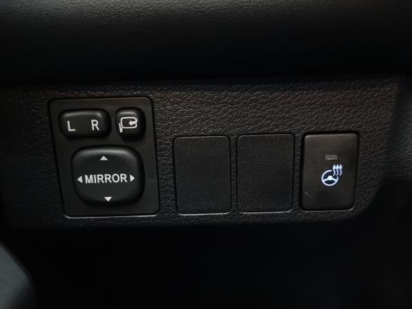 Toyota RAV4 IV (XA40) Рестайлинг с пробегом 2017 года, цена 2 850 000 рублей, 67036 км, внедорожник, Автокод Объявления