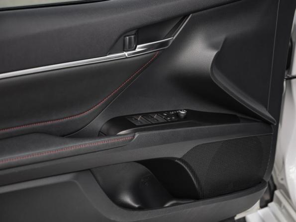 Toyota Camry VIII (XV70) Рестайлинг с пробегом 2021 года, цена 3 669 000 рублей, 58739 км, седан, Автокод Объявления