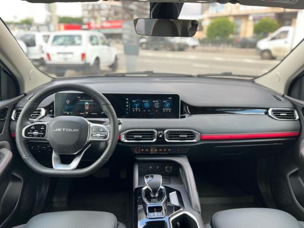 JETOUR X50 с пробегом 2024 года, цена 1 640 000 рублей, 16850 км, внедорожник, Автокод Объявления