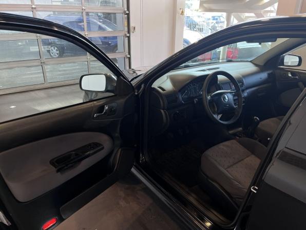 Skoda Octavia I (A4) Рестайлинг с пробегом 2006 года, цена 334 000 рублей, 257366 км, лифтбек, Автокод Объявления