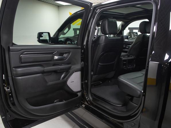 Ram 1500 V Рестайлинг с пробегом 2026 года, цена 10 499 000 рублей, 42 км, offers.body_type.unknown, Автокод Объявления