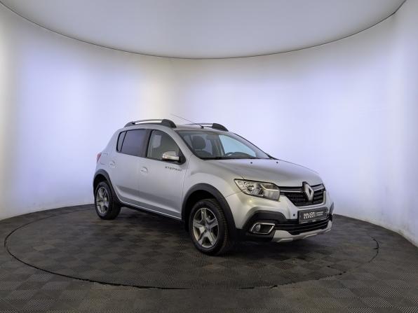 Renault Sandero II Рестайлинг с пробегом 2021 года, цена 1 290 000 рублей, 107636 км, хэтчбек, Автокод Объявления