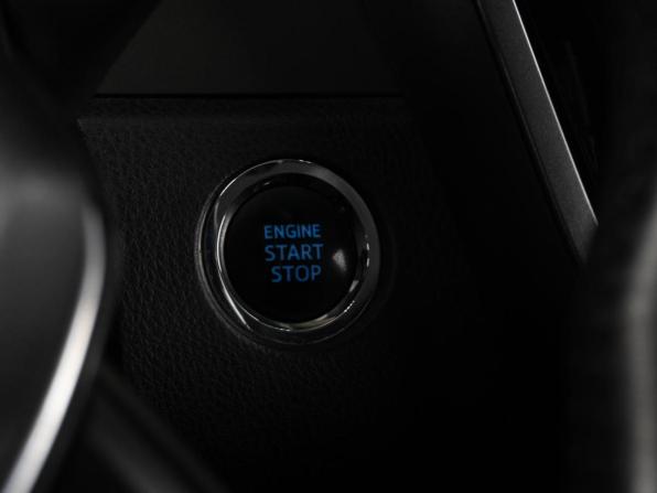 Toyota Camry VIII (XV70) с пробегом 2019 года, цена 2 849 000 рублей, 98152 км, седан, Автокод Объявления