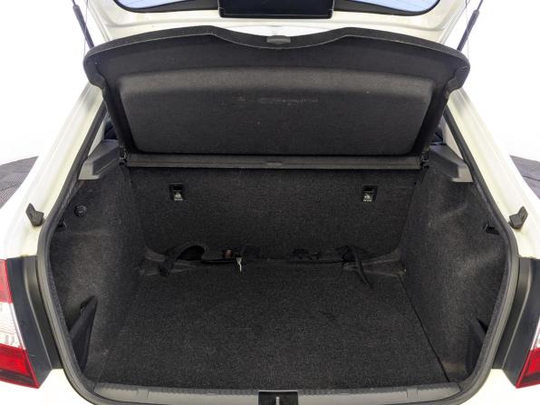 Skoda Rapid I Рестайлинг с пробегом 2019 года, цена 950 000 рублей, 128043 км, лифтбек, Автокод Объявления