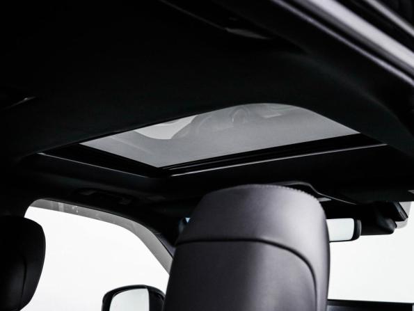 Toyota Land Cruiser 300 Series с пробегом 2021 года, цена 12 500 000 рублей, 27668 км, внедорожник, Автокод Объявления