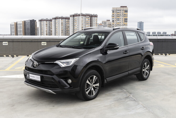 Toyota RAV4 IV (XA40) Рестайлинг с пробегом 2019 года, цена 2 920 000 рублей, 90500 км, внедорожник, Автокод Объявления