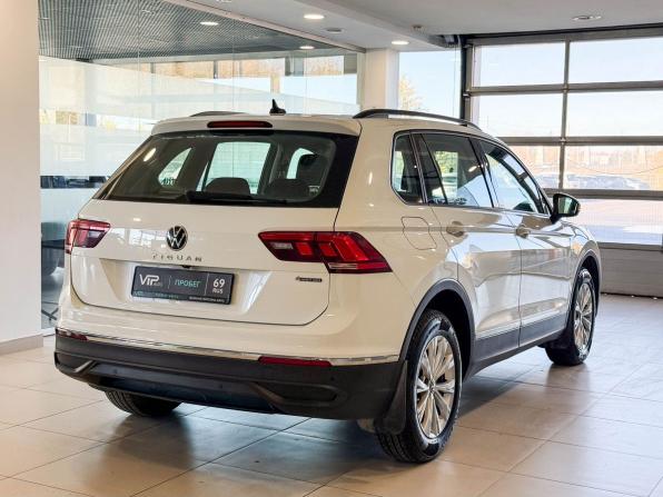 Volkswagen Tiguan II Рестайлинг с пробегом 2021 года, цена 3 377 000 рублей, 55519 км, внедорожник, Автокод Объявления